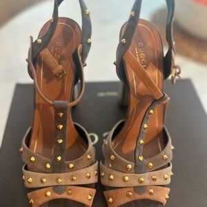 Gucci Gray and Tan Heels with Elegant Design - Size 40